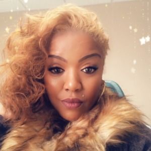 Meet your Posher, Malika